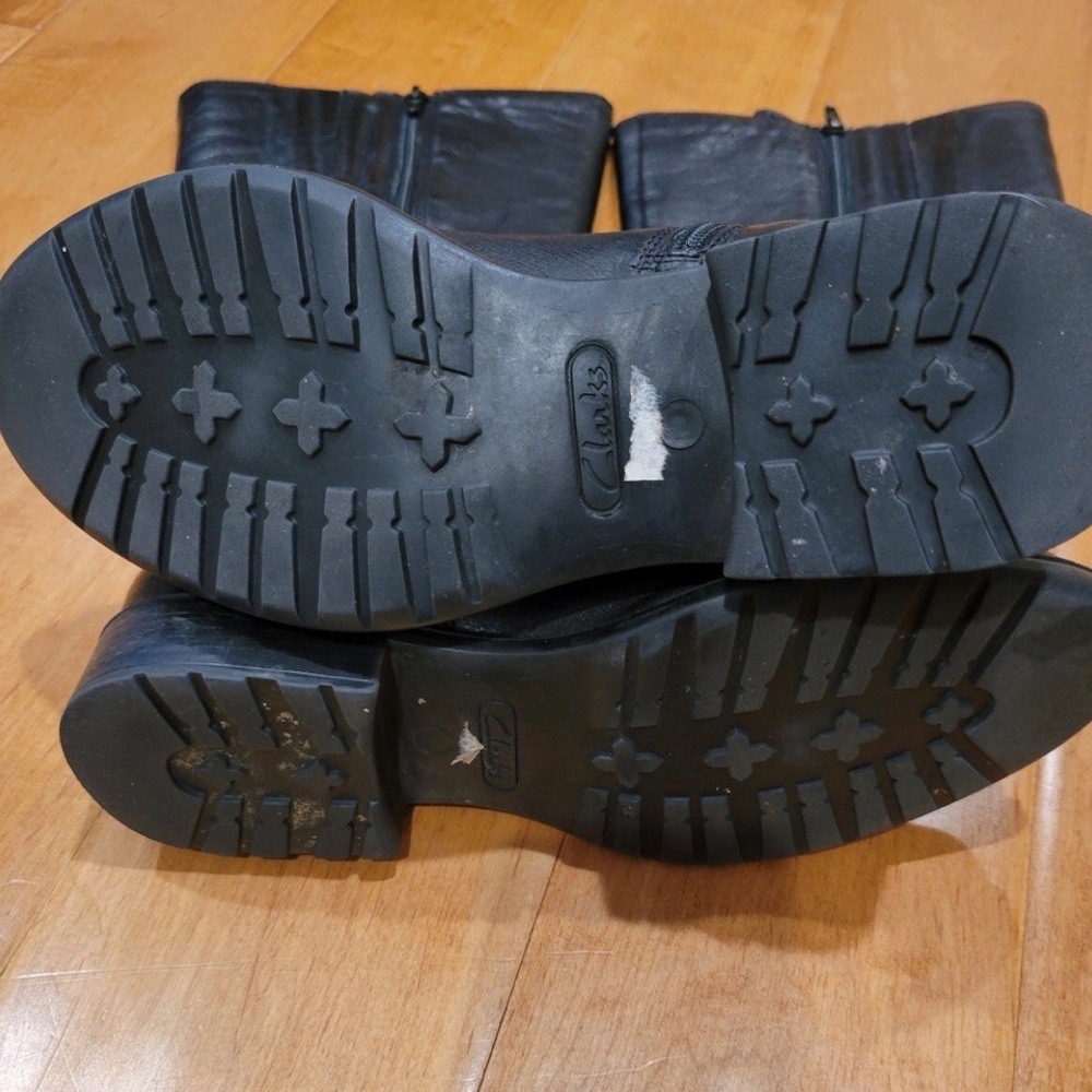 Clarks Black Leather Boots - Picture 3 of 4